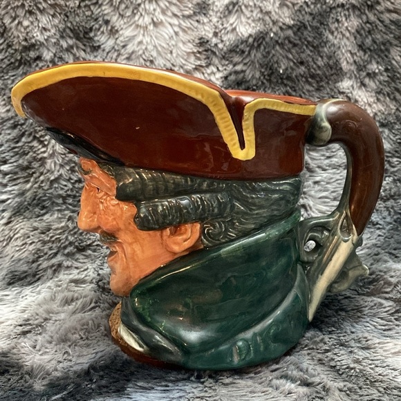 Royal Doulton Vintage Toby Jug - The Vicar of Bray - Picture 5 of 16